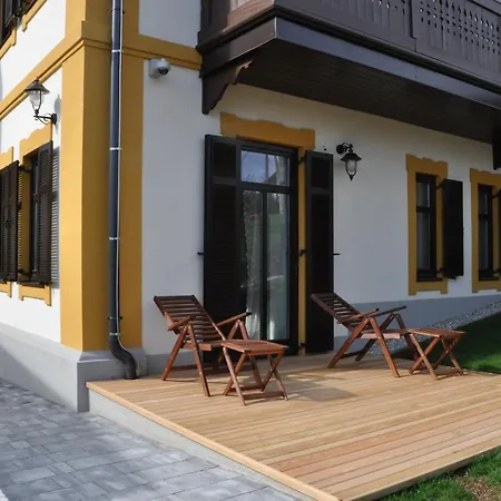 Mila Apartment *