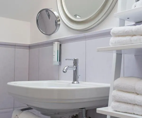 维拉米拉公寓 公寓 *